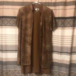 It’s a 2 piece dress and coat with leopard print